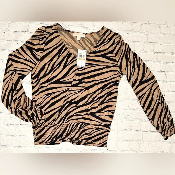 NWT Michael Kors Tan and Black Animal Print Soft Long Sleeve Top (Small) - Picture 2 of 8